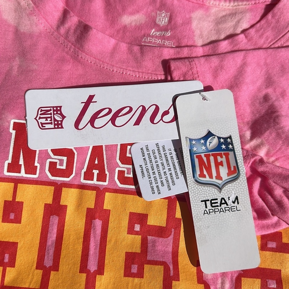 NFL Pink Kansas City Chiefs Short Sleeve Tee Teen Size 11/13 Laege - Picture 6 of 7